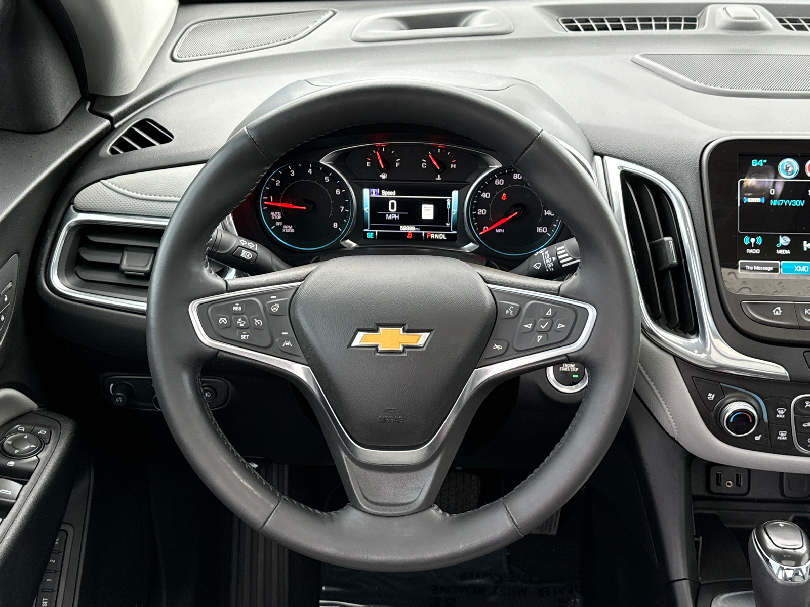 2018 Chevrolet Equinox Premier 29