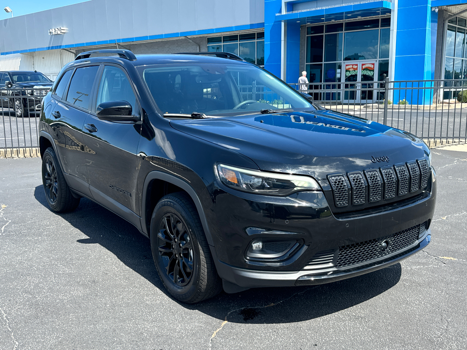 2023 Jeep Cherokee Altitude 4