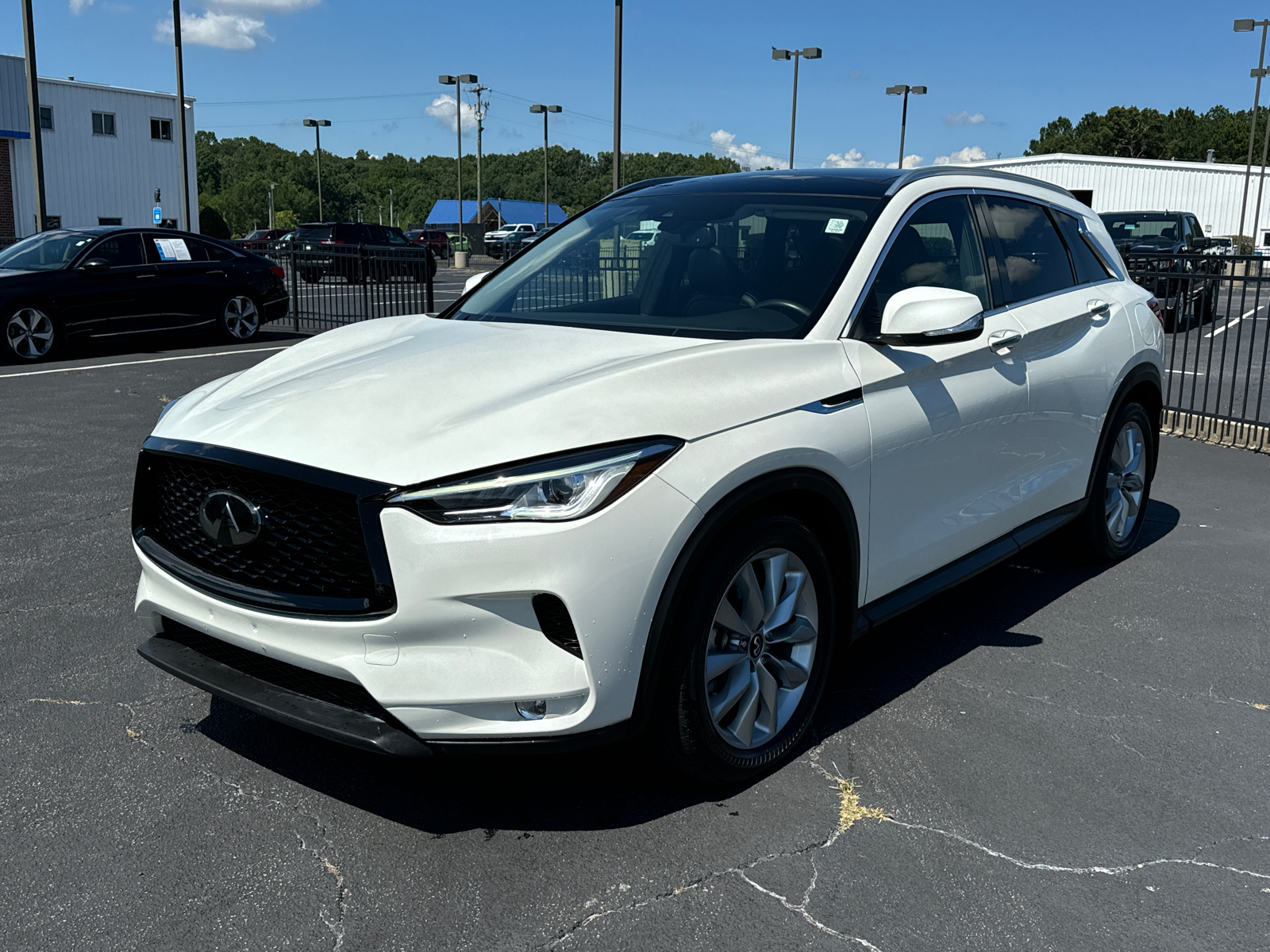 2021 INFINITI QX50 LUXE 2