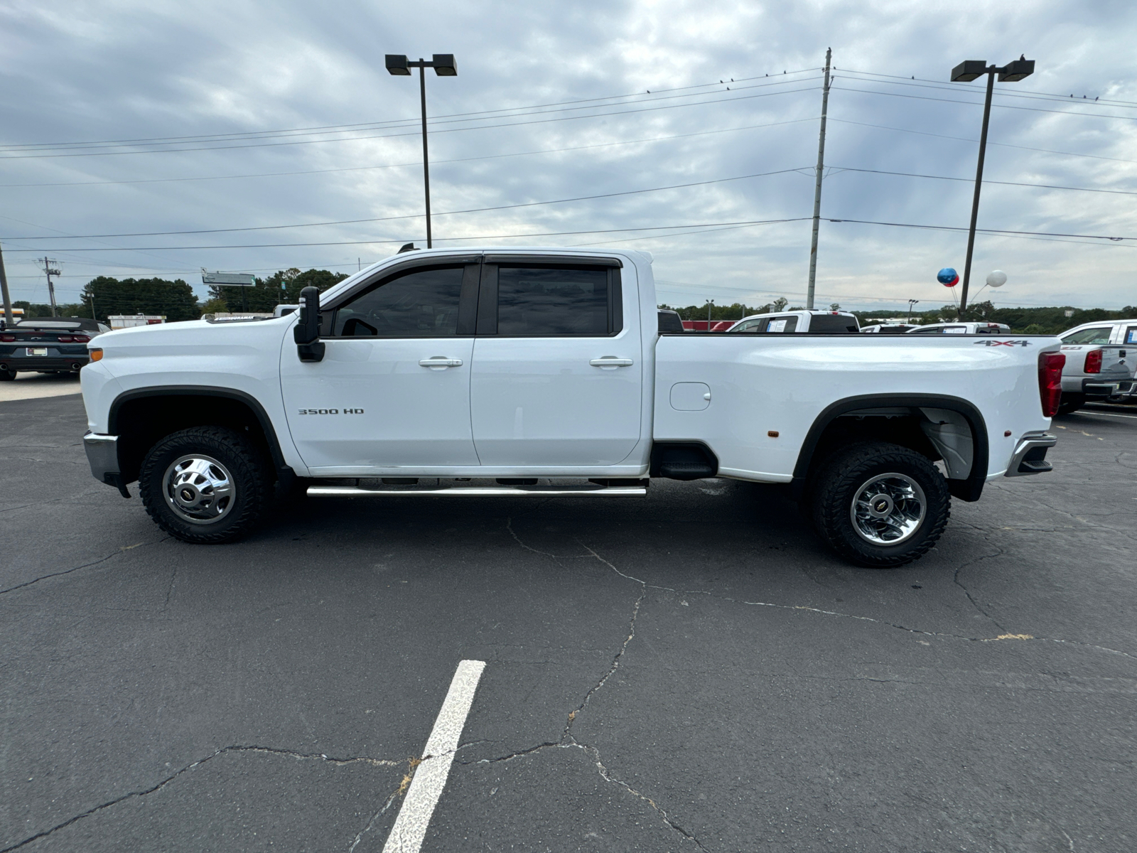 2022 Chevrolet Silverado 3500HD LT 9