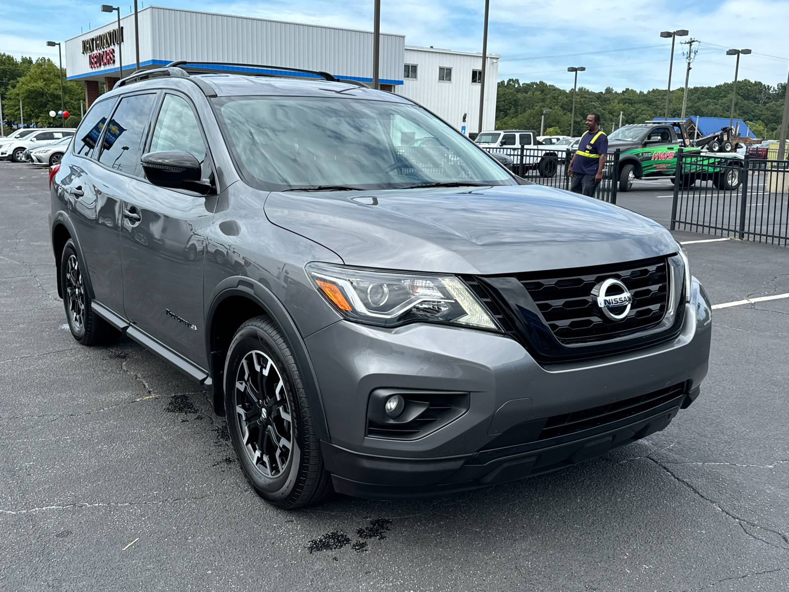 2020 Nissan Pathfinder SV 4