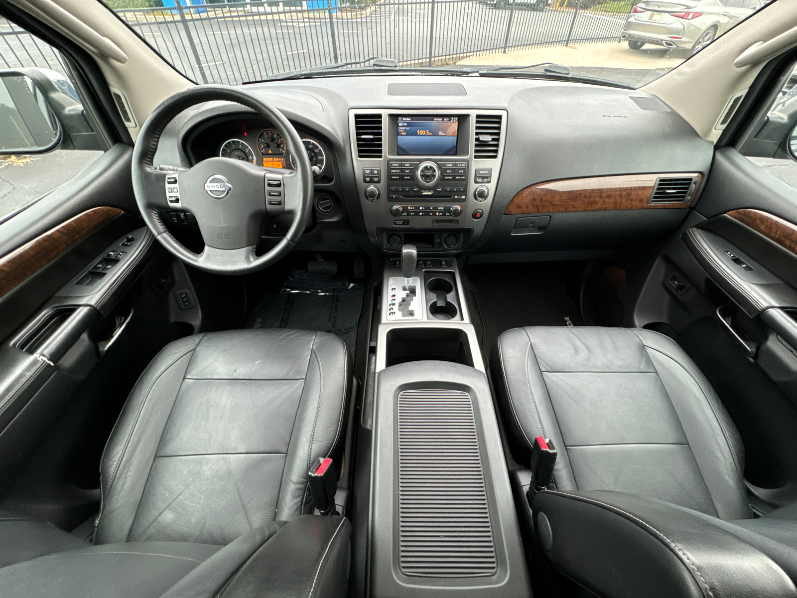 2010 Nissan Armada Platinum 28