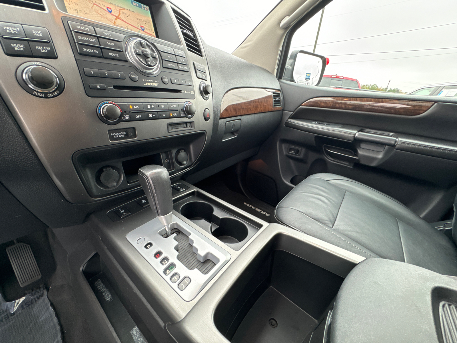 2010 Nissan Armada Platinum 38