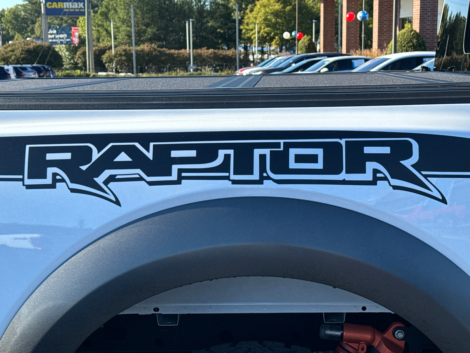 2020 Ford F-150 Raptor 19