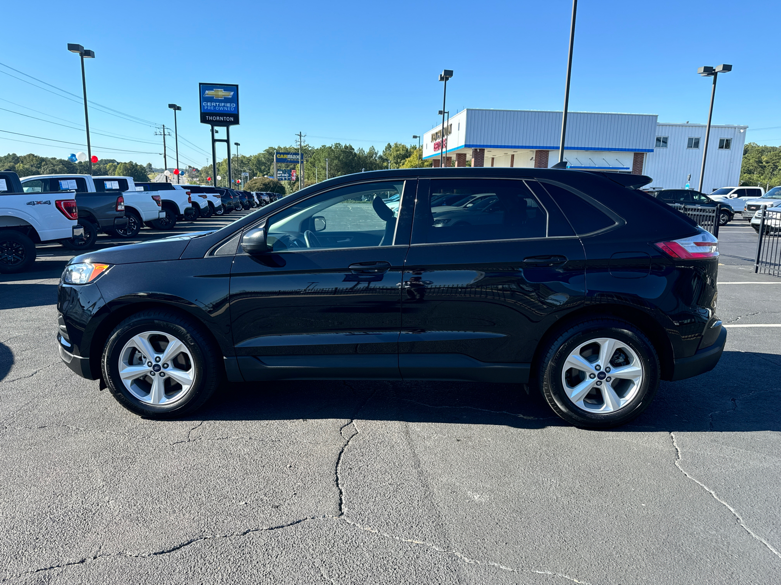 2020 Ford Edge SE 9