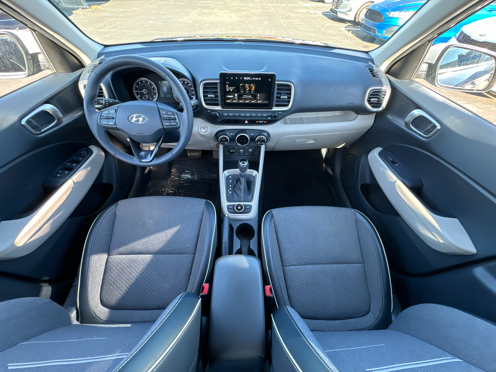 2021 Hyundai Venue Denim 23