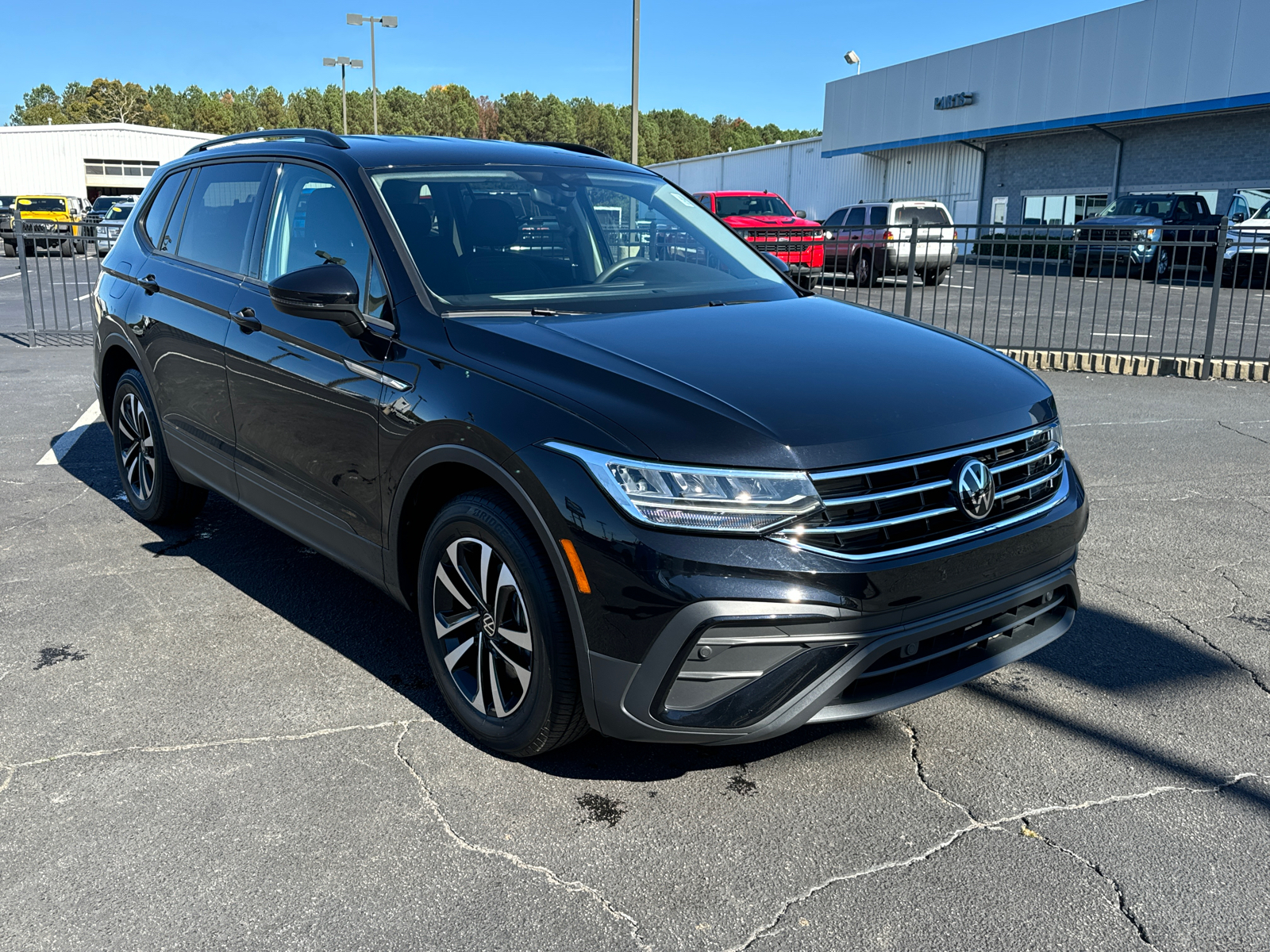 2023 Volkswagen Tiguan 2.0T S 4