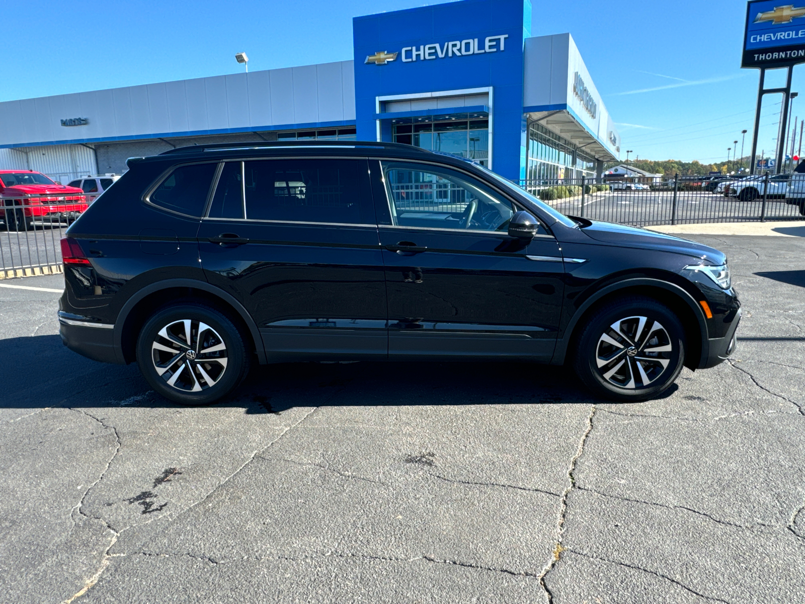 2023 Volkswagen Tiguan 2.0T S 5