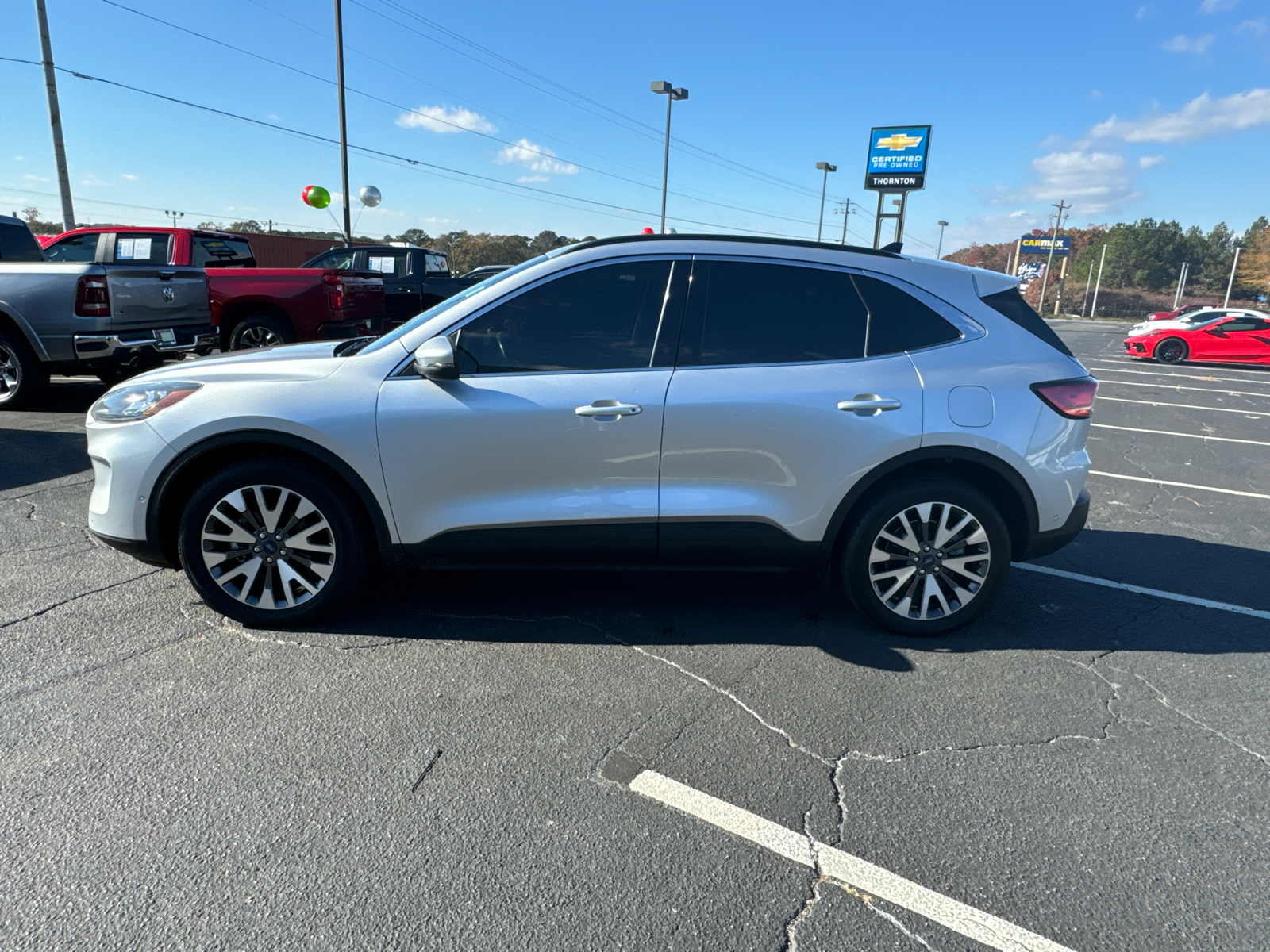 2020 Ford Escape Titanium 10