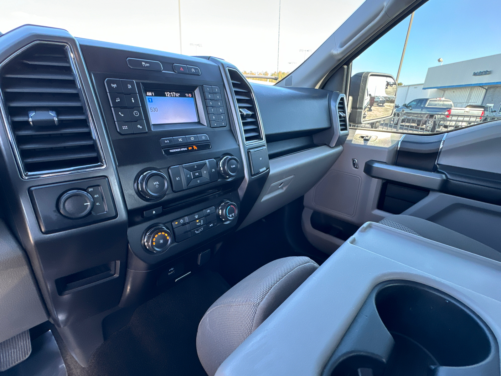 2018 Ford F-150 XLT 35