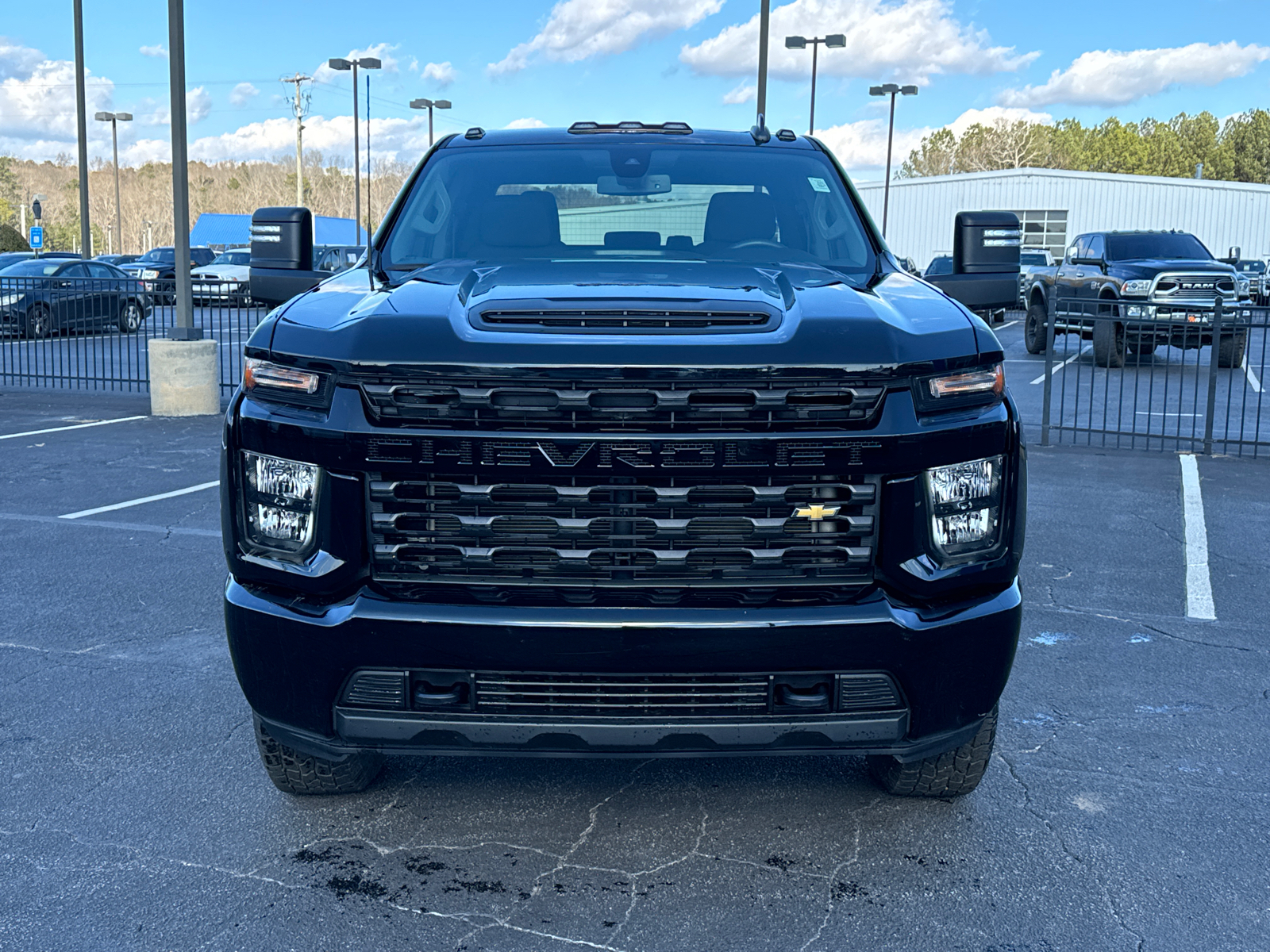 2023 Chevrolet Silverado 2500HD Custom 3