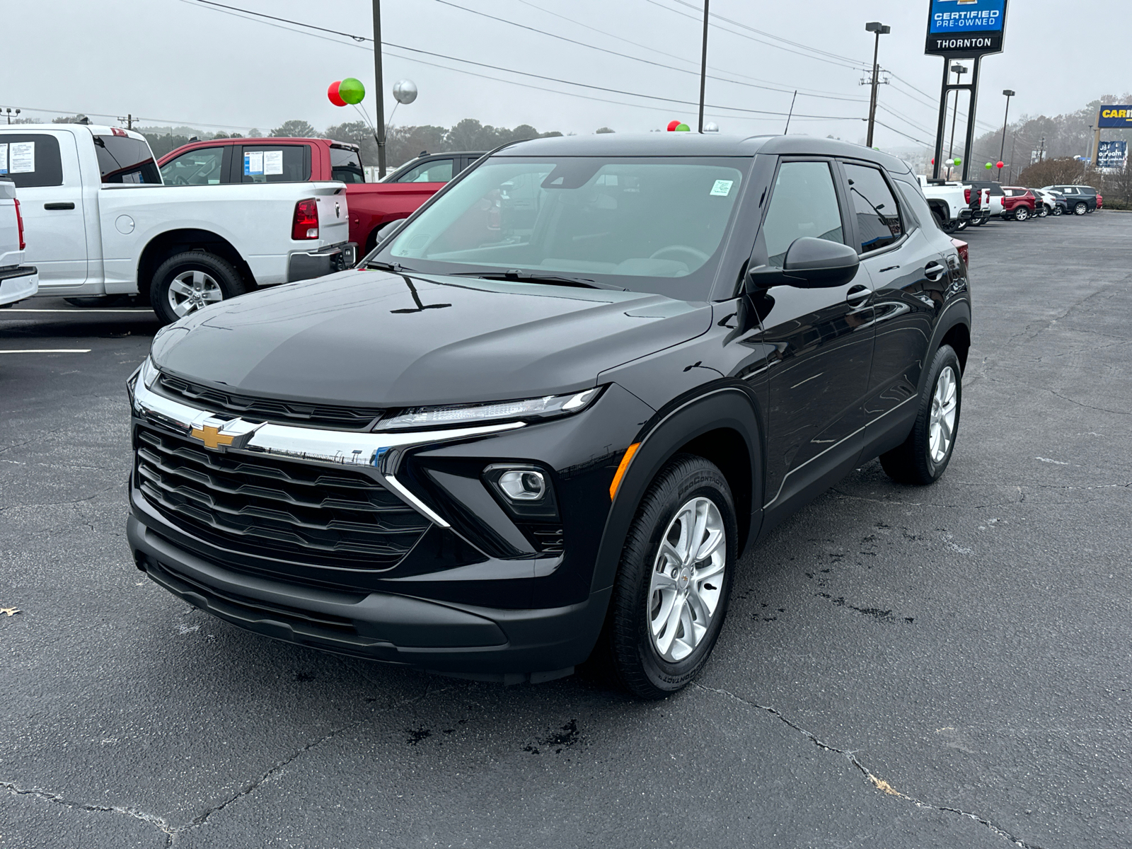 2024 Chevrolet TrailBlazer LS 2