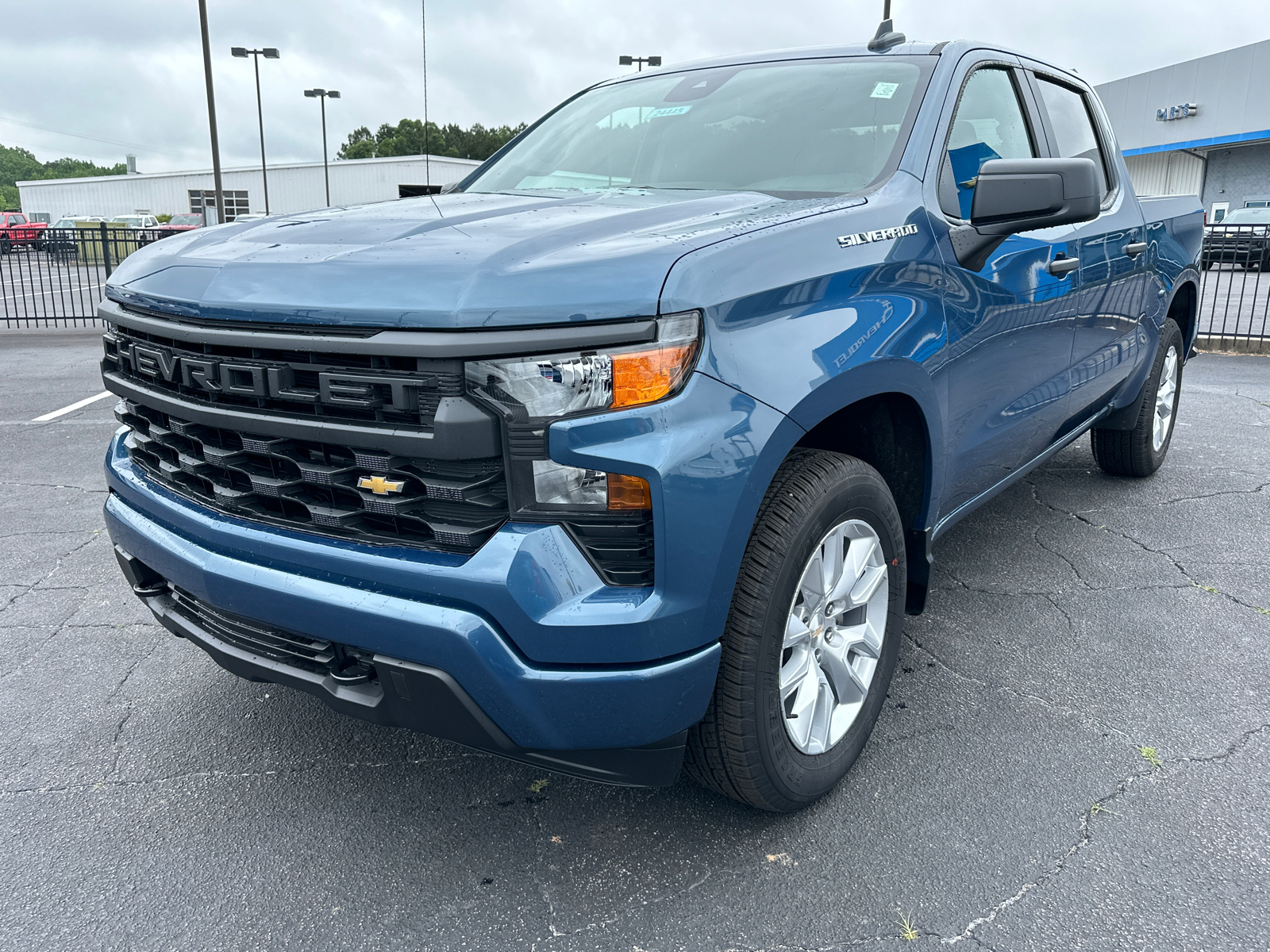 2024 Chevrolet Silverado 1500 Custom 2