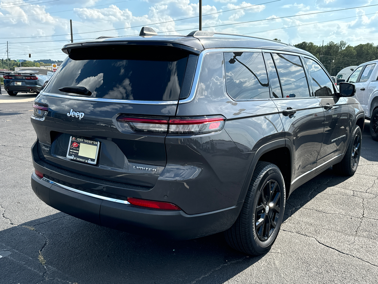 2023 Jeep Grand Cherokee L Limited 6