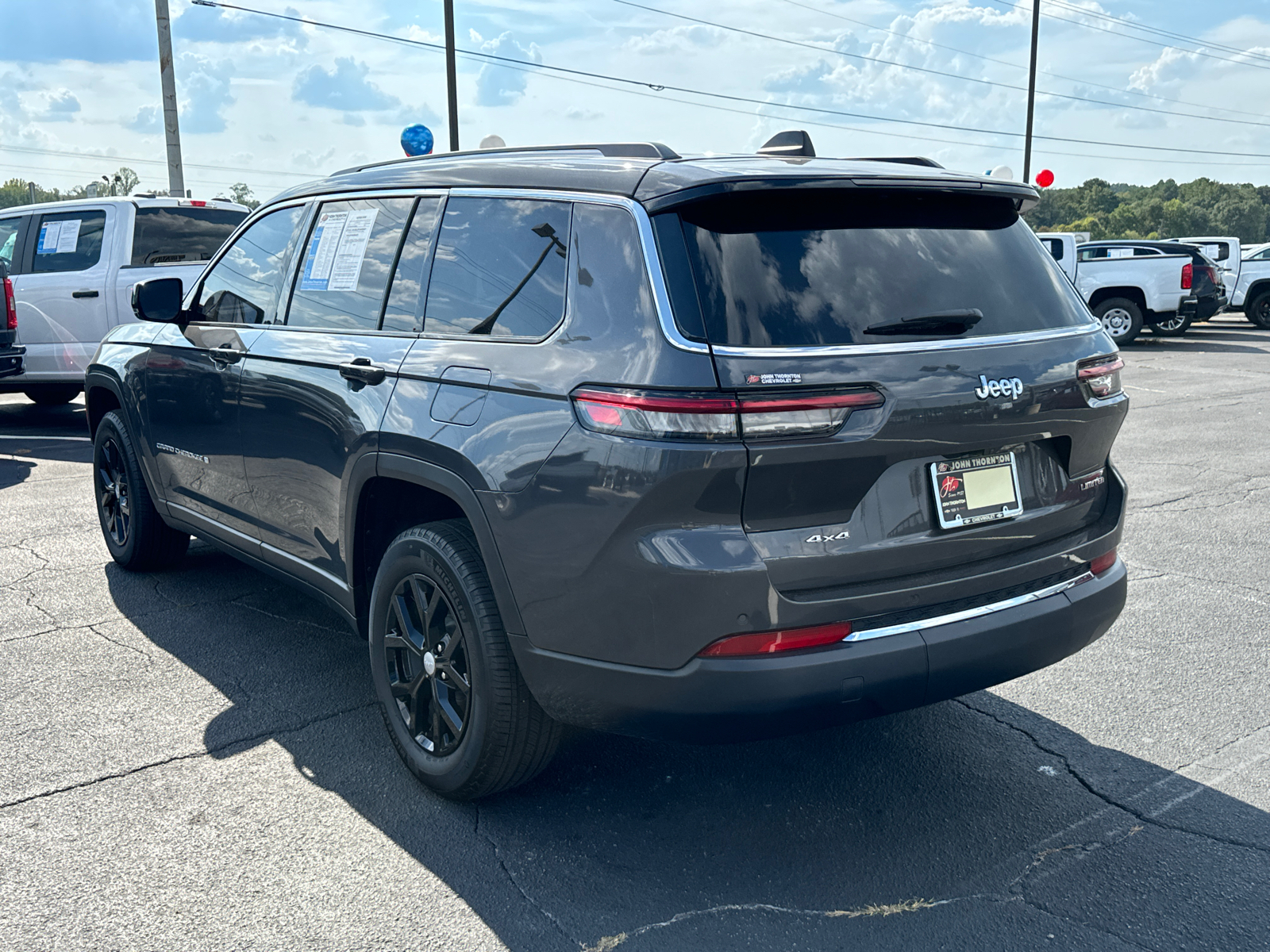 2023 Jeep Grand Cherokee L Limited 8