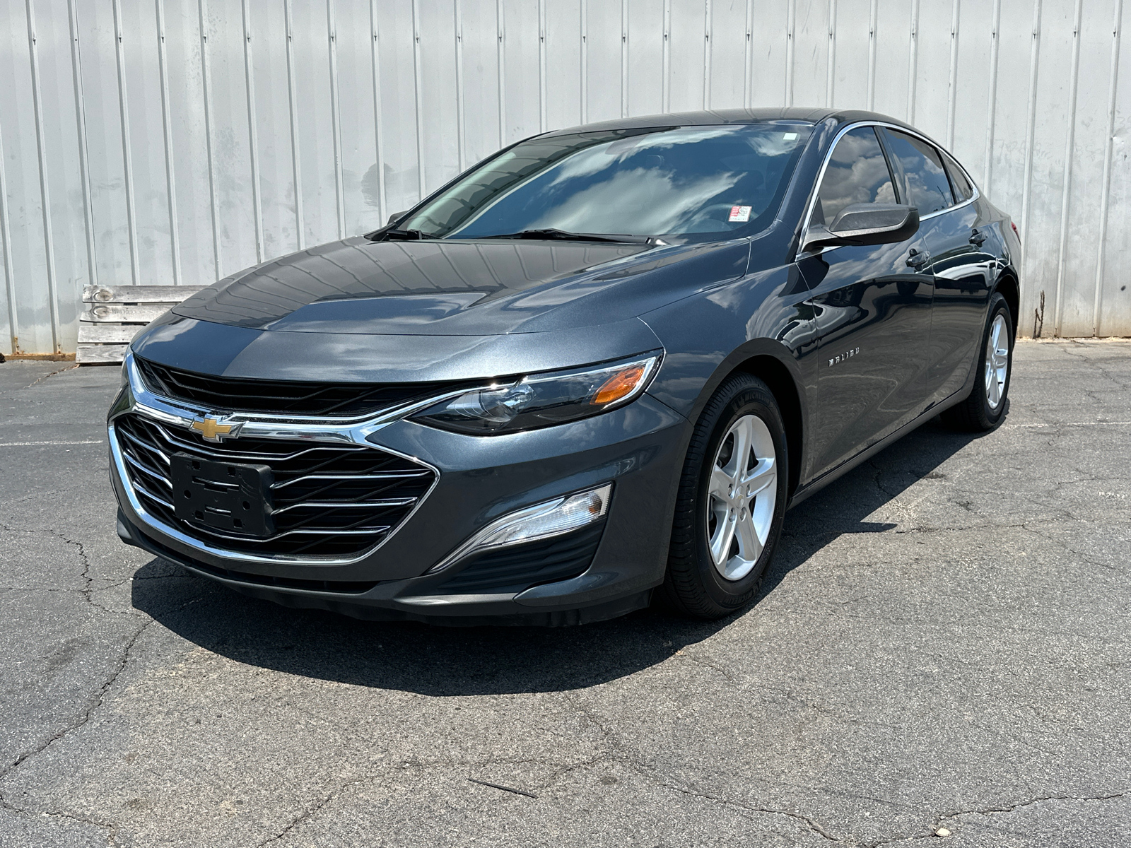 2019 Chevrolet Malibu LS 2