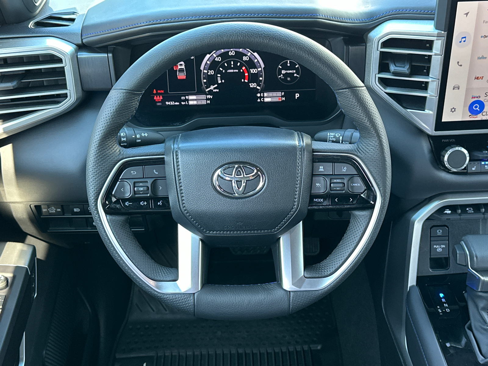 2023 Toyota Tundra Platinum 25