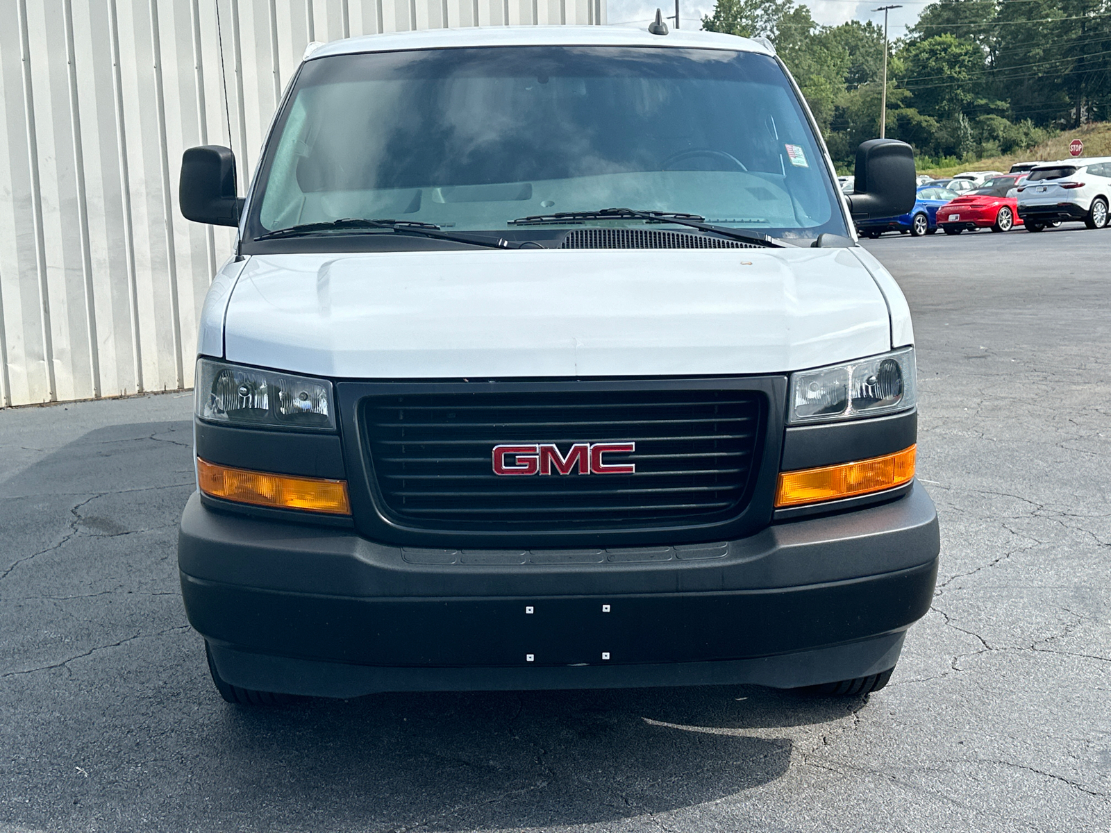 2023 GMC Savana 2500 Work Van 3