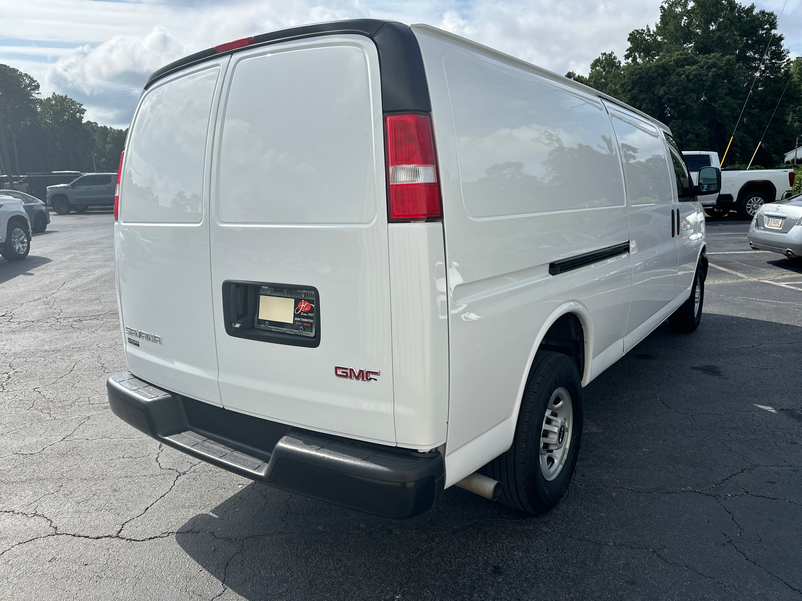 2023 GMC Savana 2500 Work Van 6