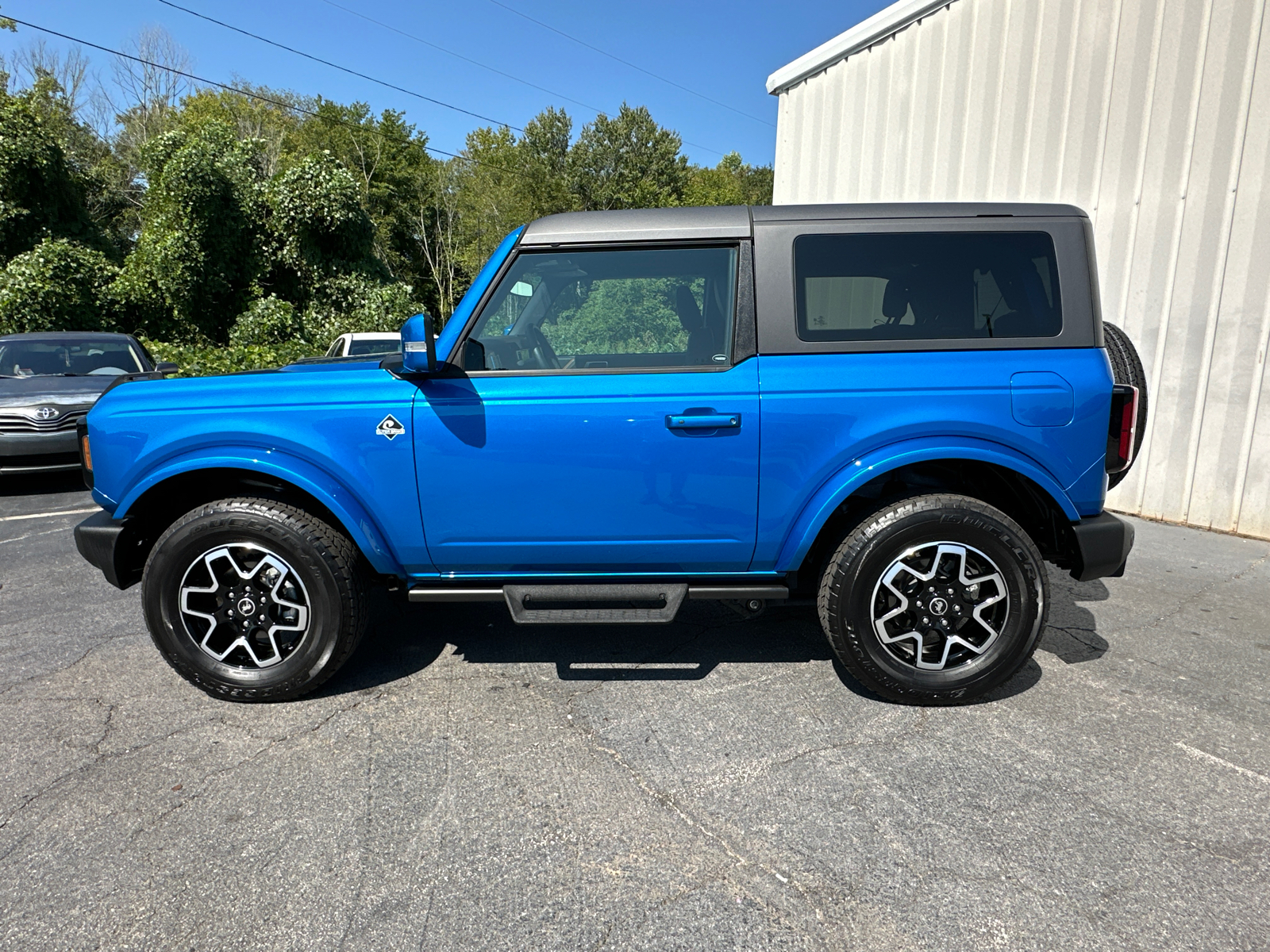 2023 Ford Bronco Outer Banks 9