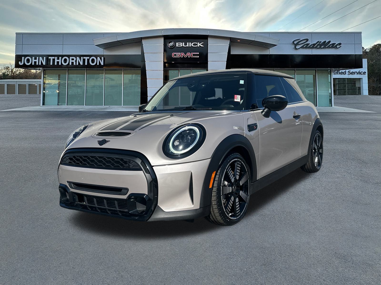 2022 MINI Cooper S Classic 1