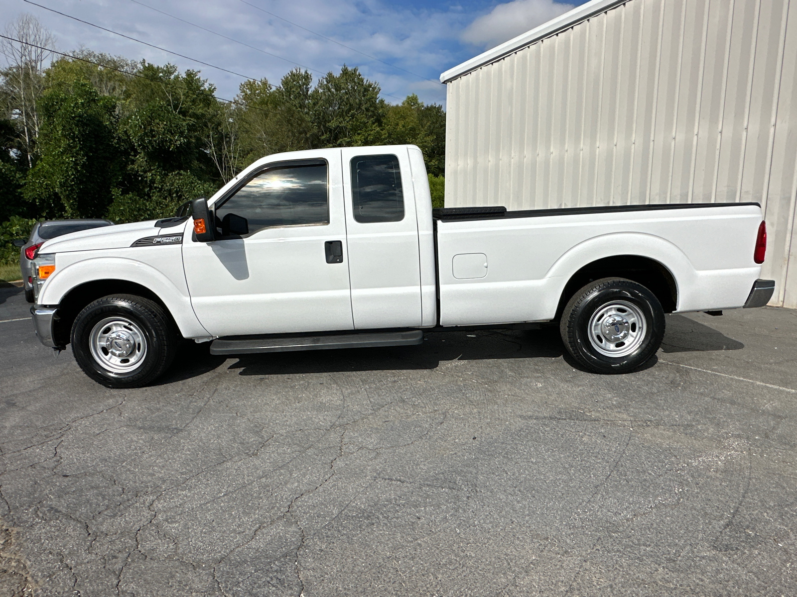 2016 Ford F-250SD XL 9