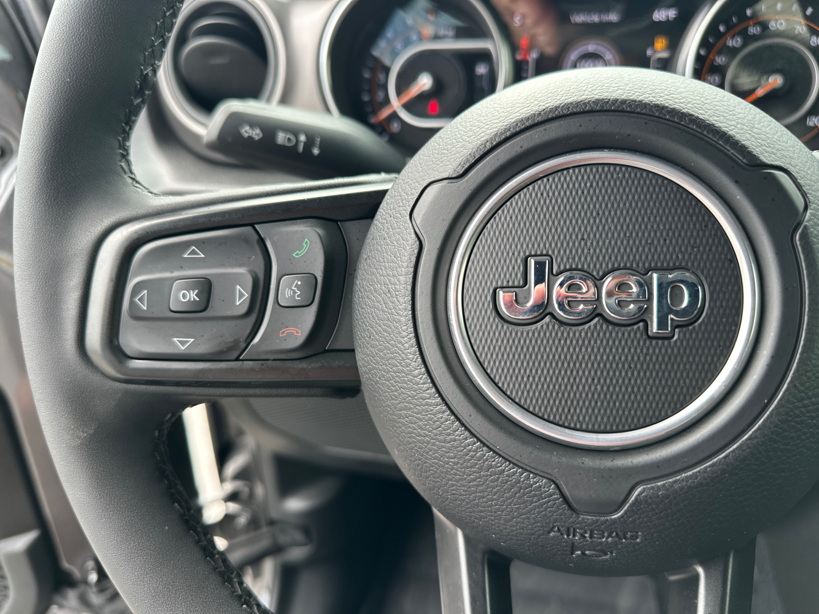 2023 Jeep Gladiator Sport 25