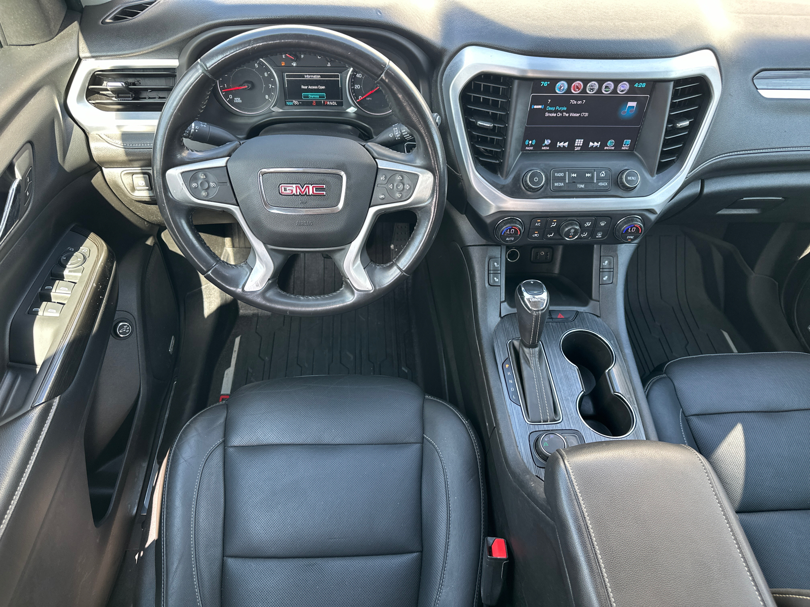 2018 GMC Acadia SLT-1 24