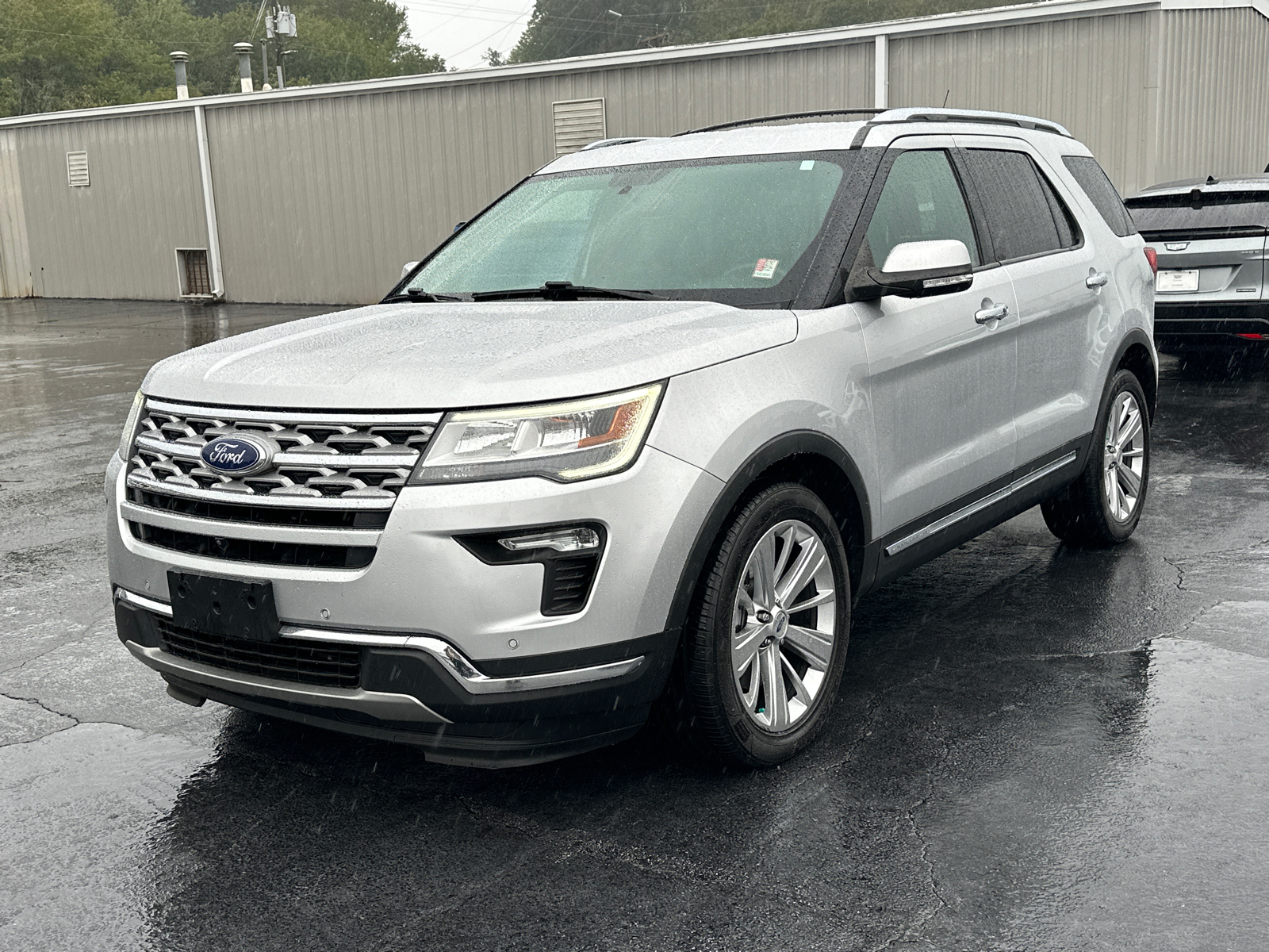 2019 Ford Explorer Limited 3