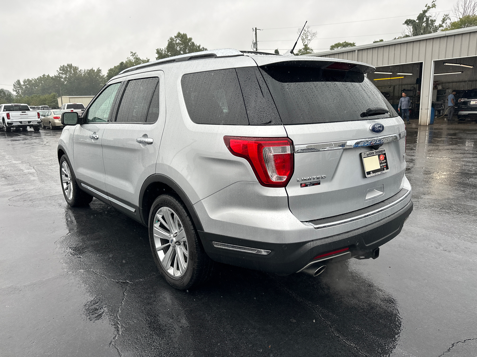 2019 Ford Explorer Limited 9