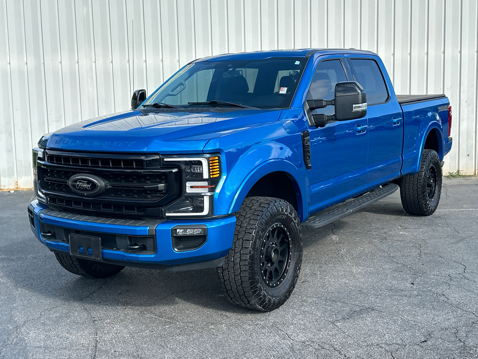 2020 Ford F-250SD Lariat 2