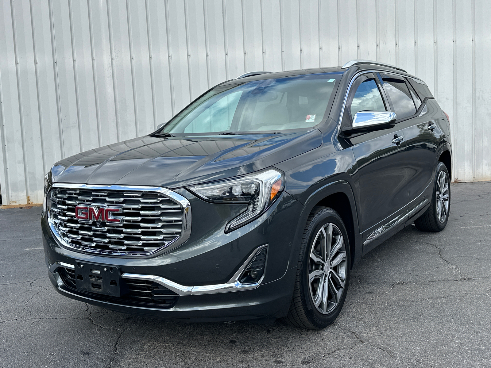 2020 GMC Terrain Denali 2