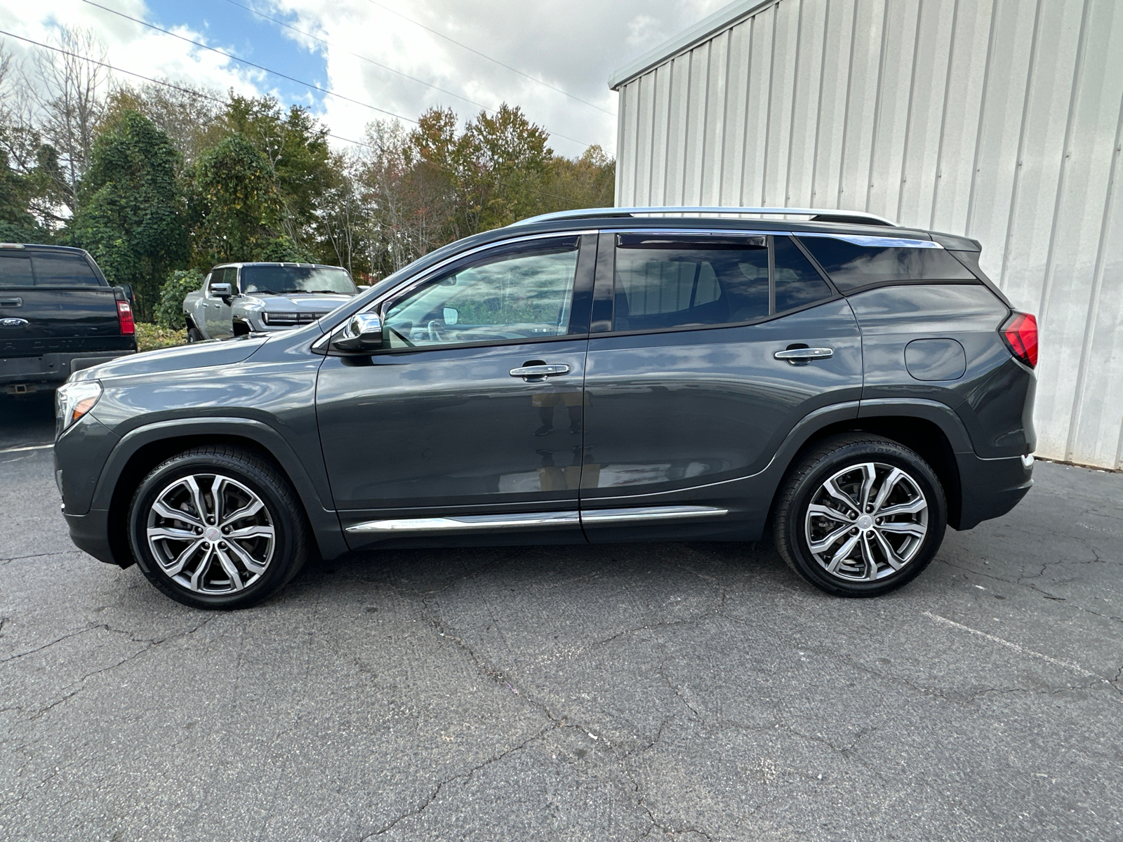 2020 GMC Terrain Denali 9