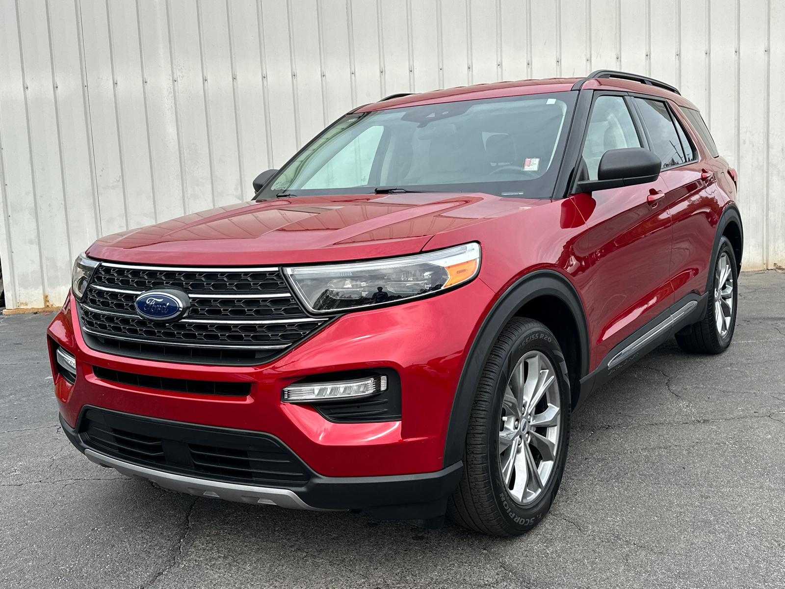 2022 Ford Explorer XLT 2