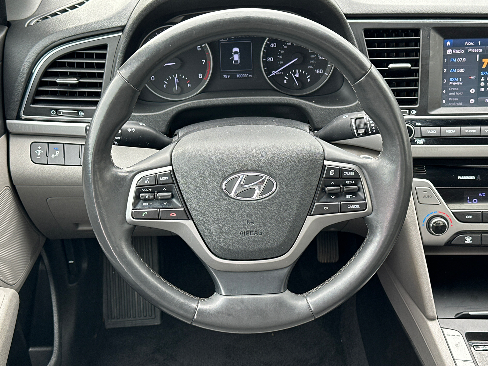 2018 Hyundai Elantra Limited 25