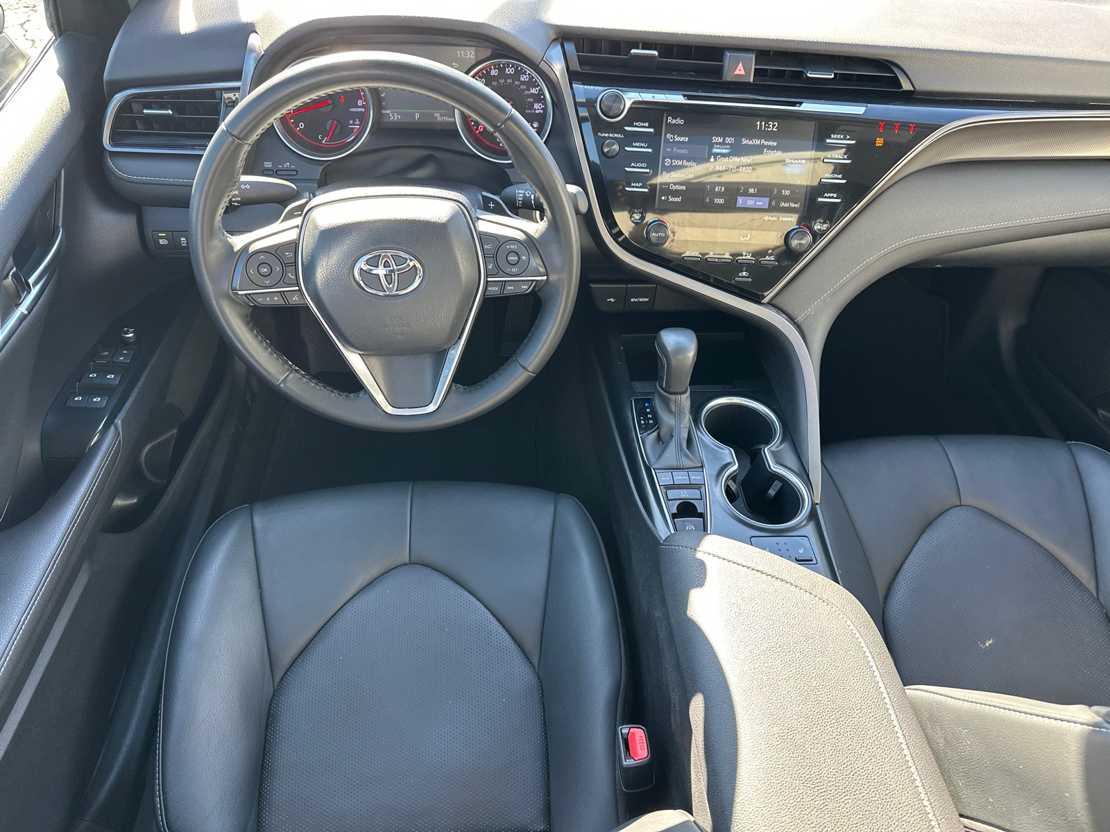 2020 Toyota Camry XSE 24