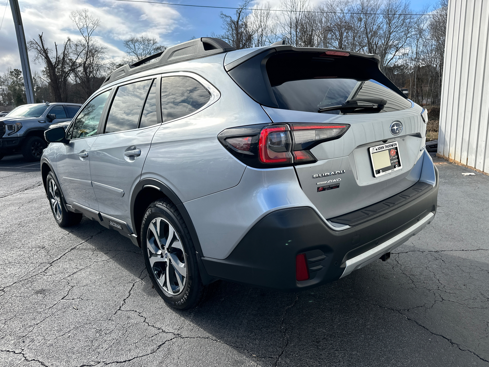 2020 Subaru Outback Limited 8