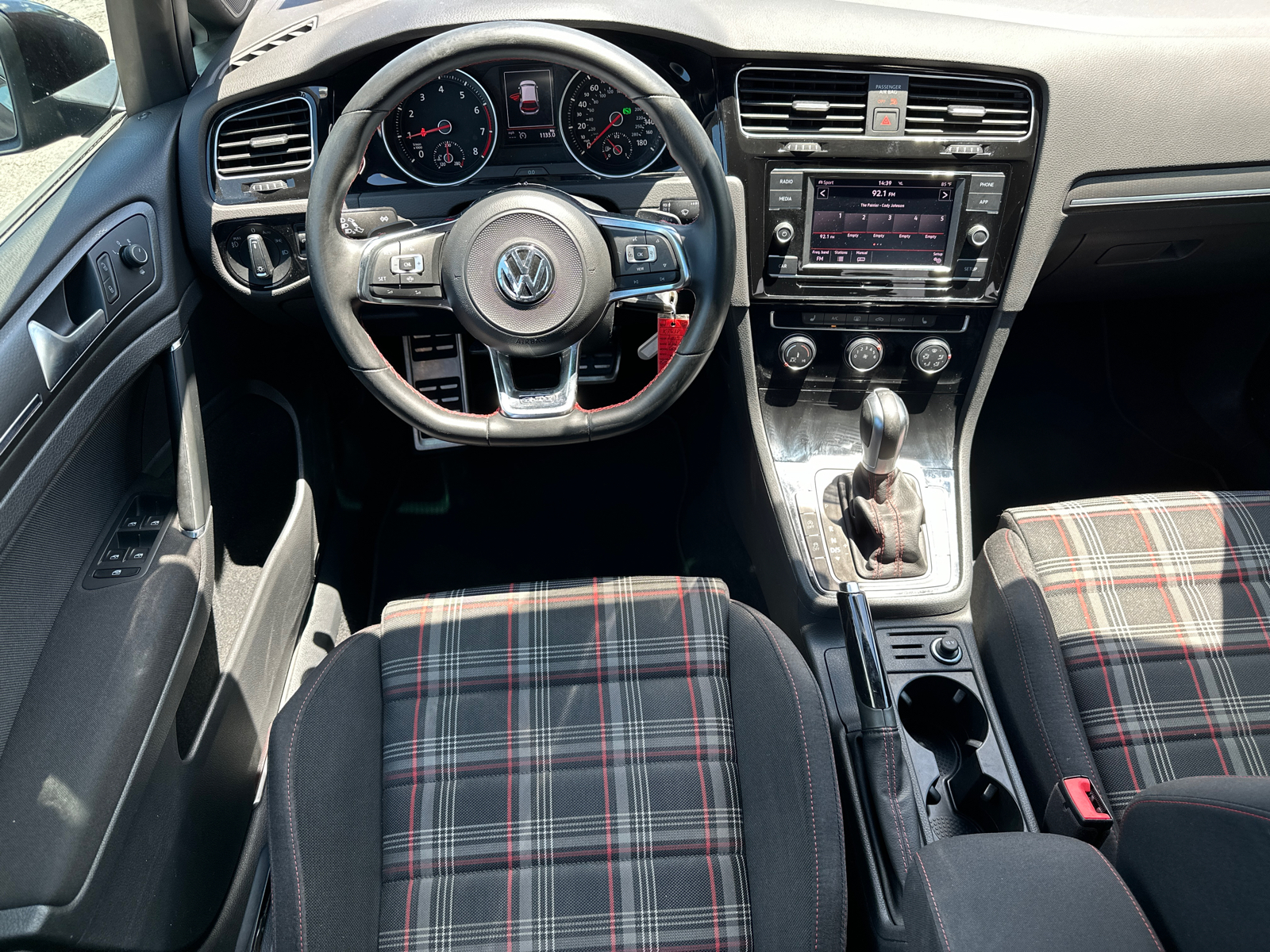 2019 Volkswagen Golf GTI 2.0T S 23