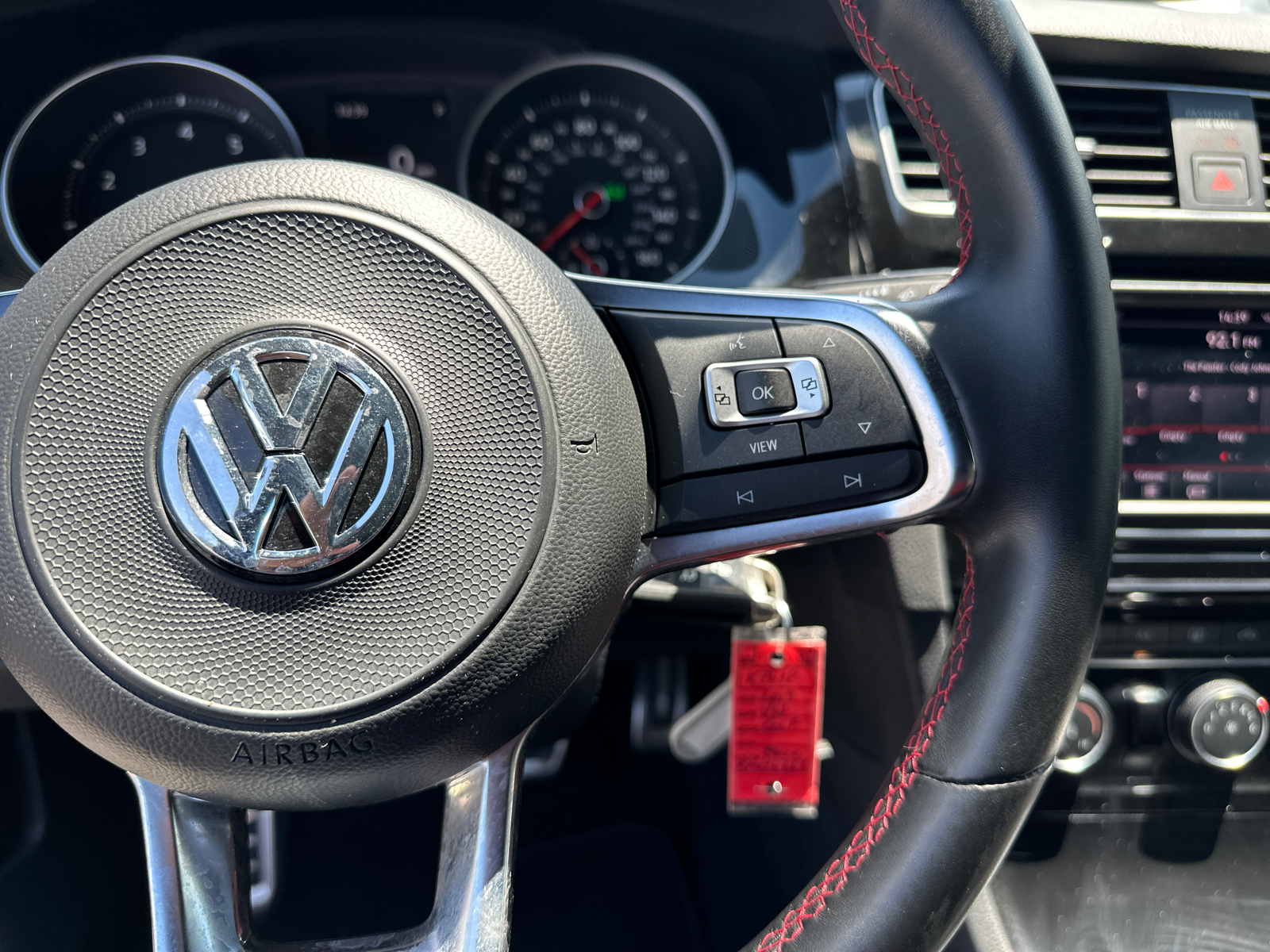 2019 Volkswagen Golf GTI 2.0T S 26