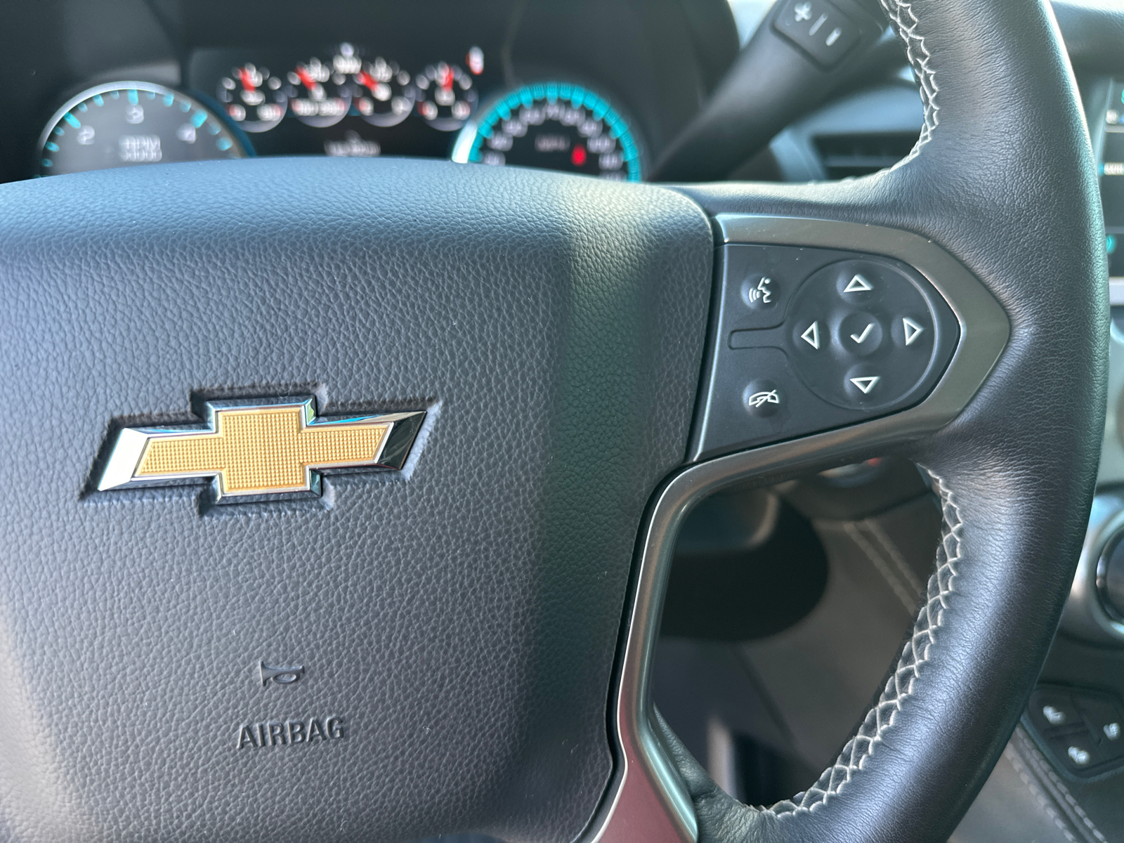 2019 Chevrolet Suburban Premier 28