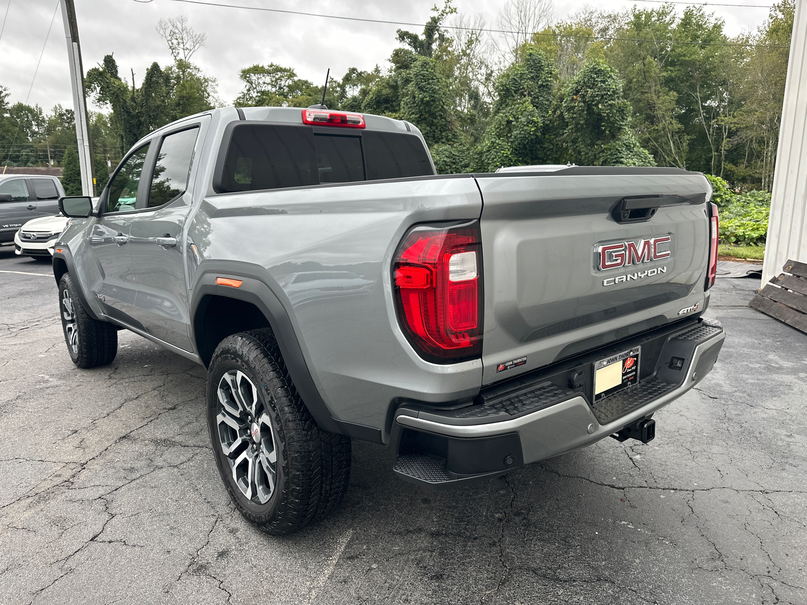 2024 GMC Canyon AT4 8