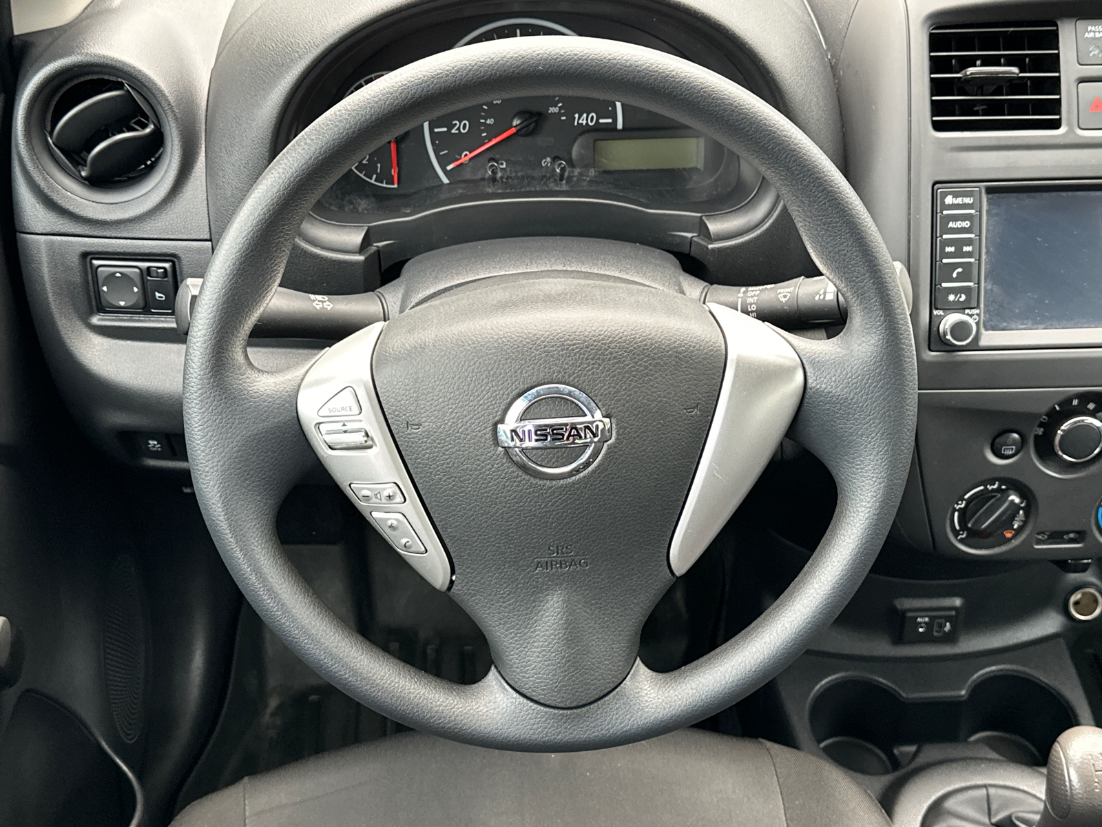 2019 Nissan Versa 1.6 S 24