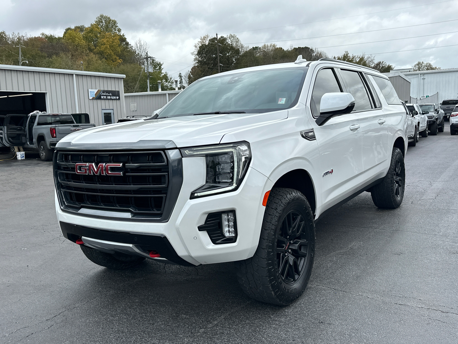 2021 GMC Yukon XL AT4 3