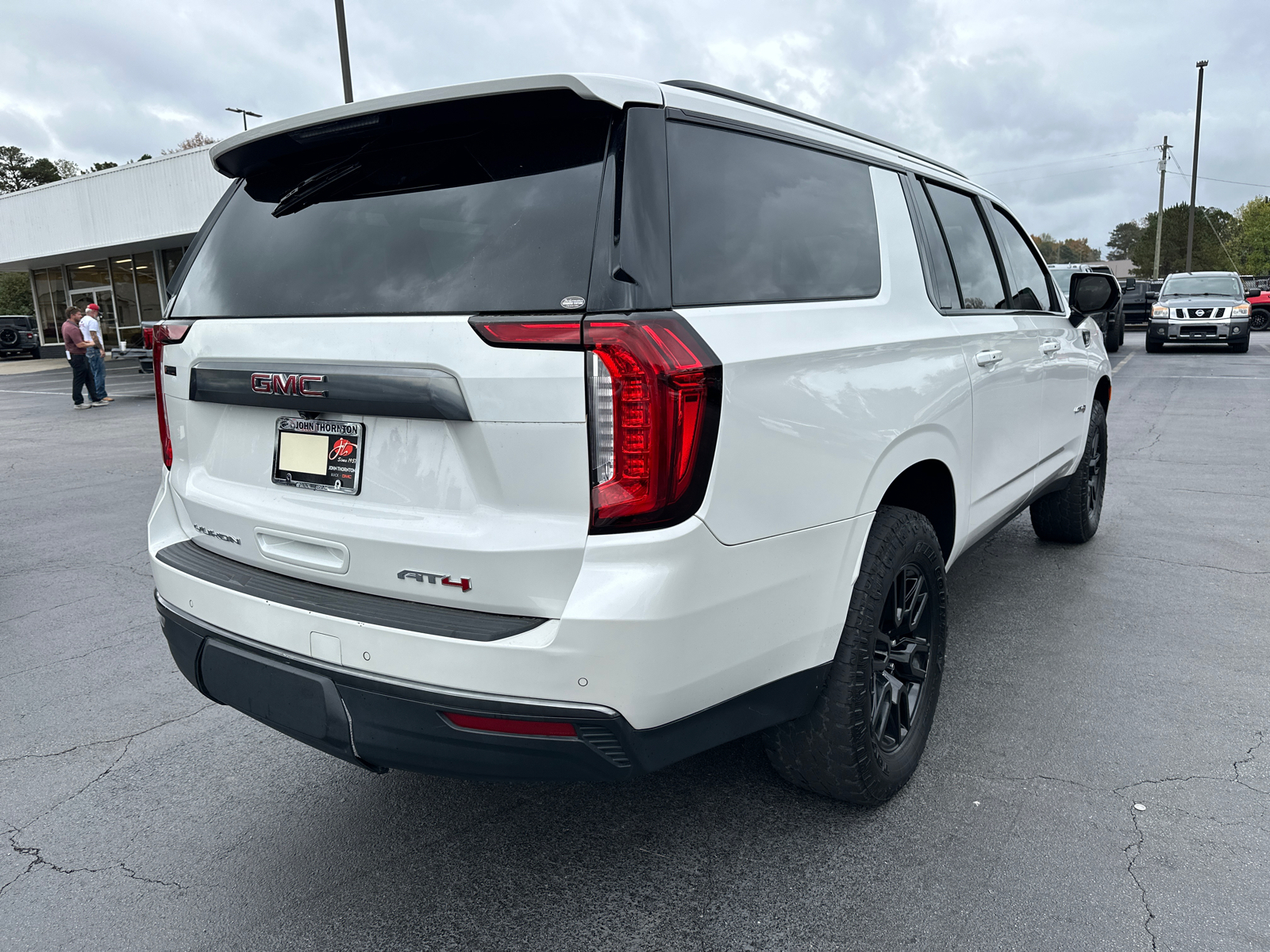 2021 GMC Yukon XL AT4 7