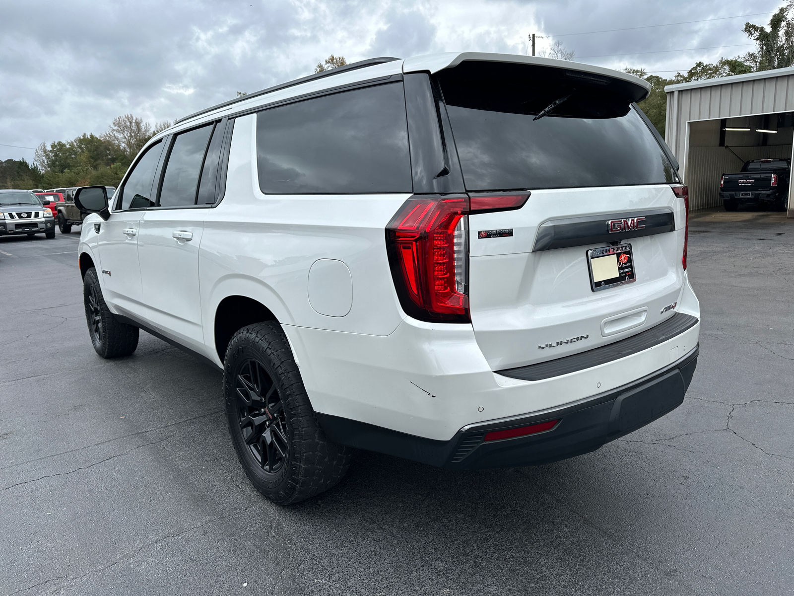 2021 GMC Yukon XL AT4 9