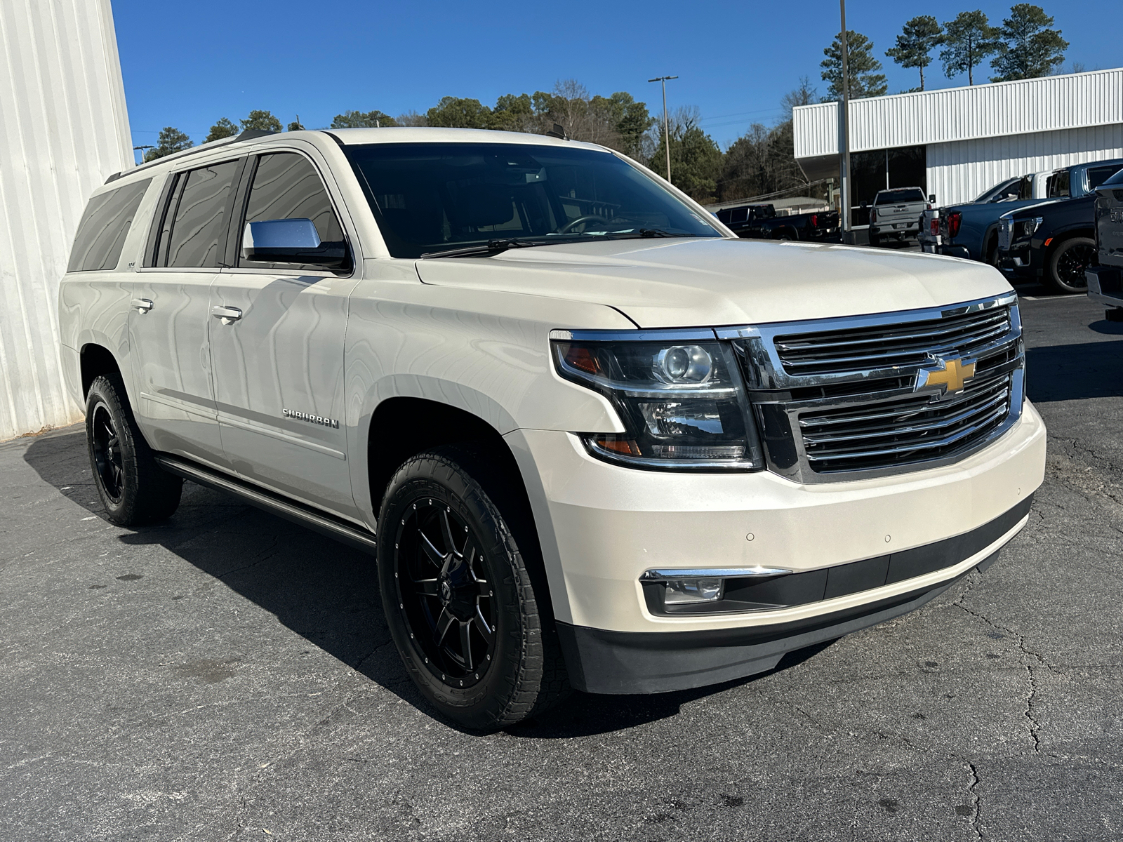 2015 Chevrolet Suburban LTZ 5