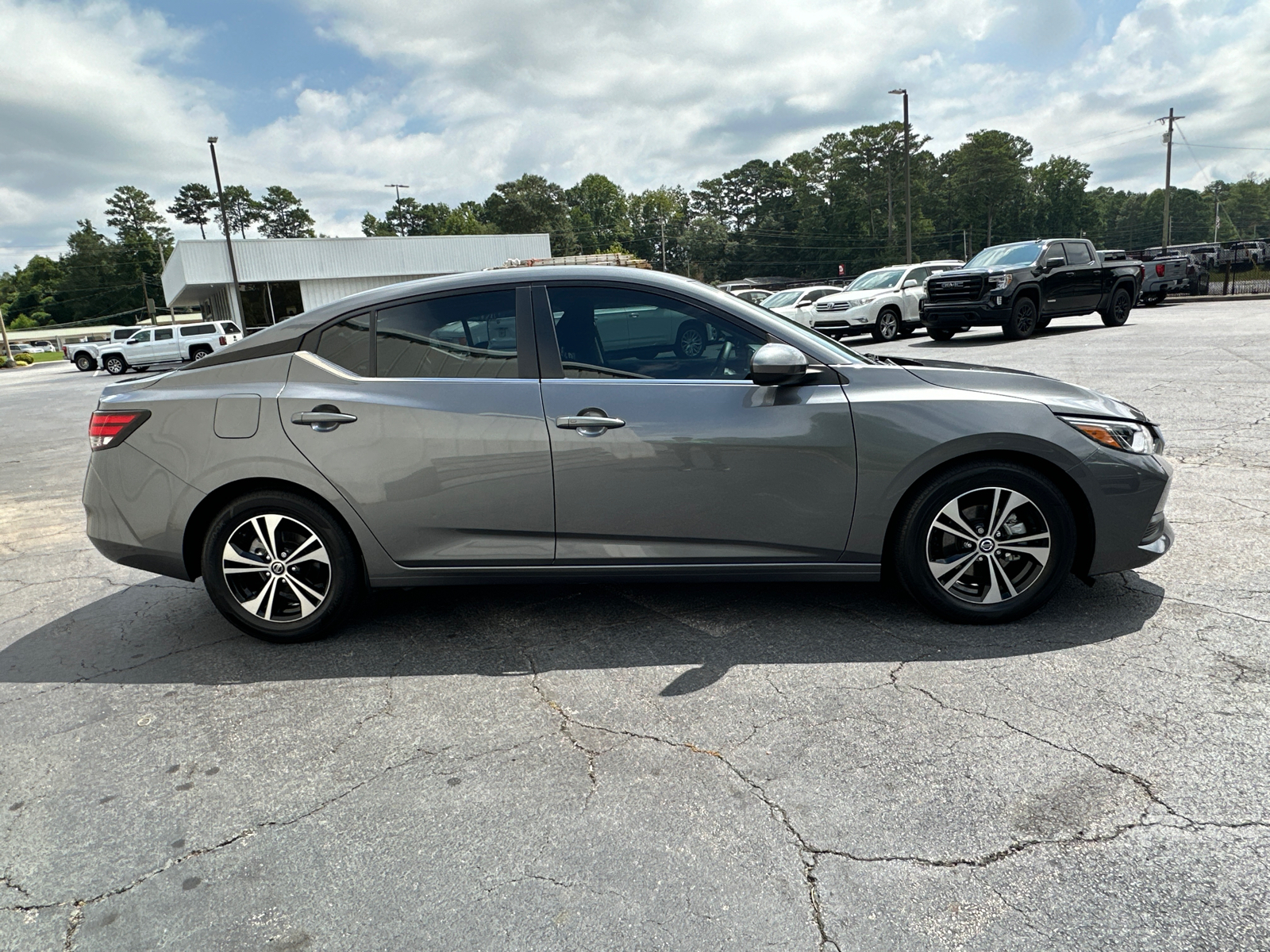 2023 Nissan Sentra SV 5