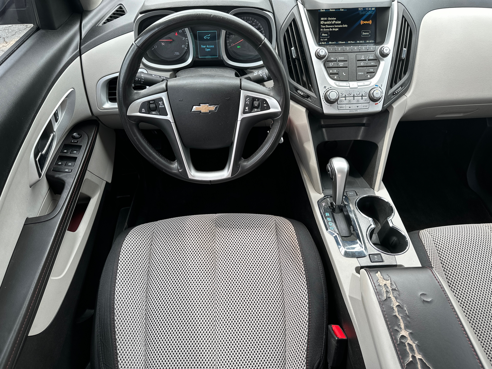 2015 Chevrolet Equinox LT 23