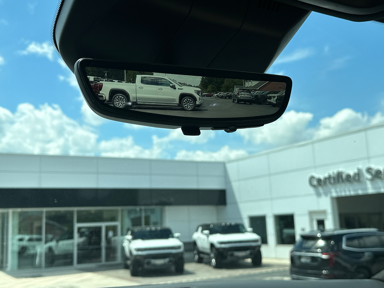 2024 Cadillac Escalade Premium Luxury 29