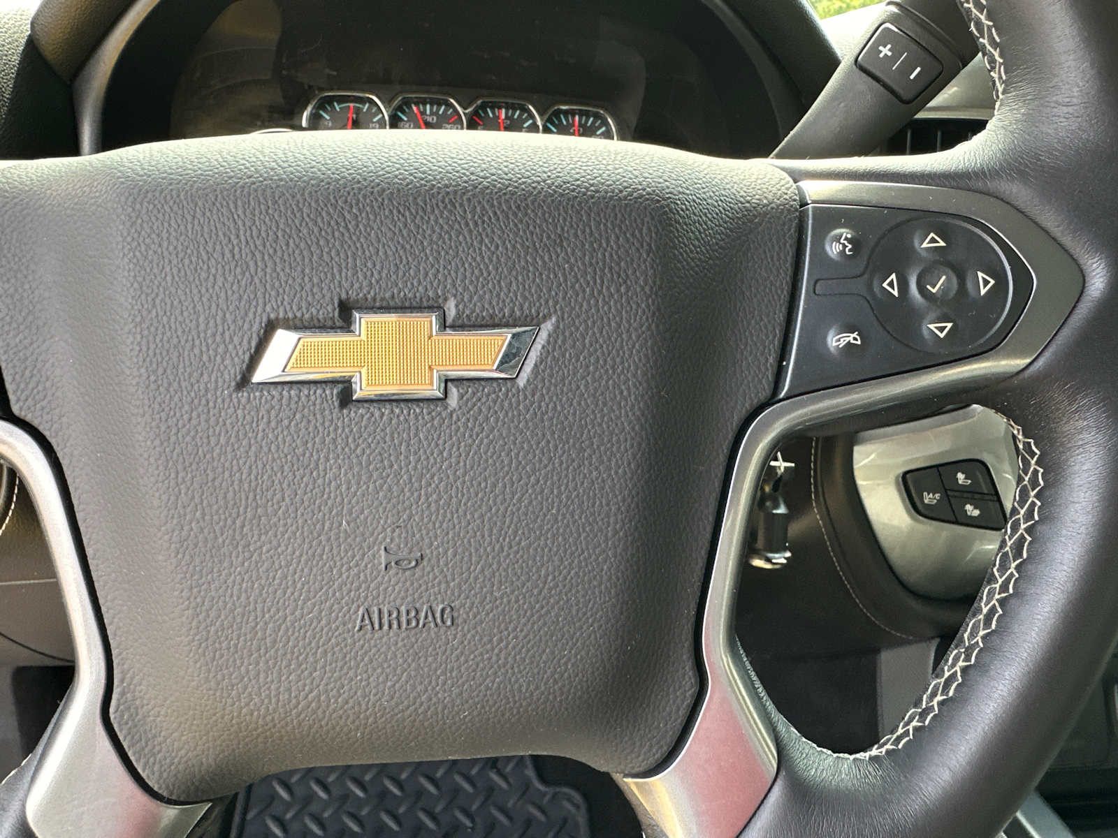 2014 Chevrolet Silverado 1500 LTZ 26